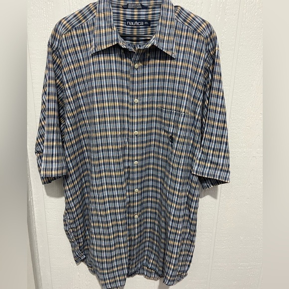 NAUTICA size Mens xxl 2x short sleeve button down shirt blue and yellow - Picture 1 of 3